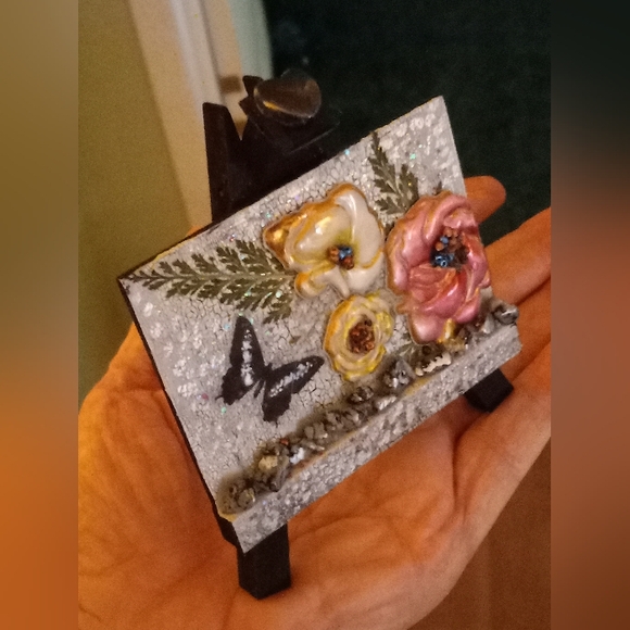 Handcrafted Art with Attached Easel - Picture 2 of 4